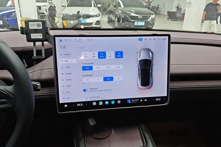 Used Xiaomi Auto SU7 2024 Rear-Drive Long-Range Intelligent Driving Version Audio And AC Panel