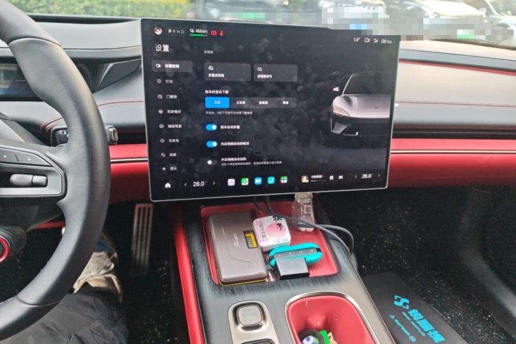 Used Xiaomi Auto SU7 2024 Four-Wheel Drive Ultra-Long Range Advanced Intelligent Driving Max Edition Audio And AC Panel
