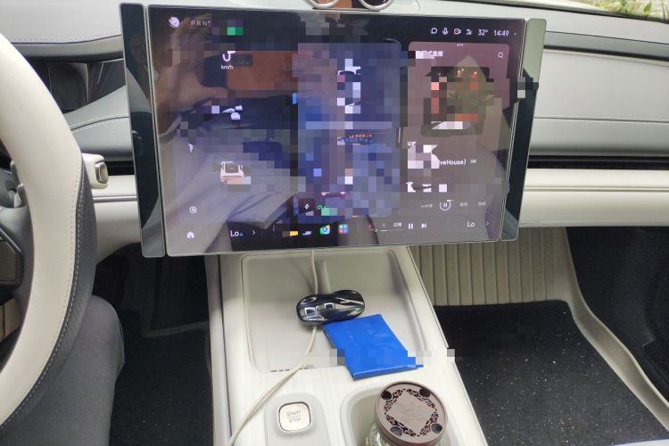 Used Xiaomi Auto SU7 2024 Rear-Drive Long-Range Intelligent Driving Version Audio And AC Panel