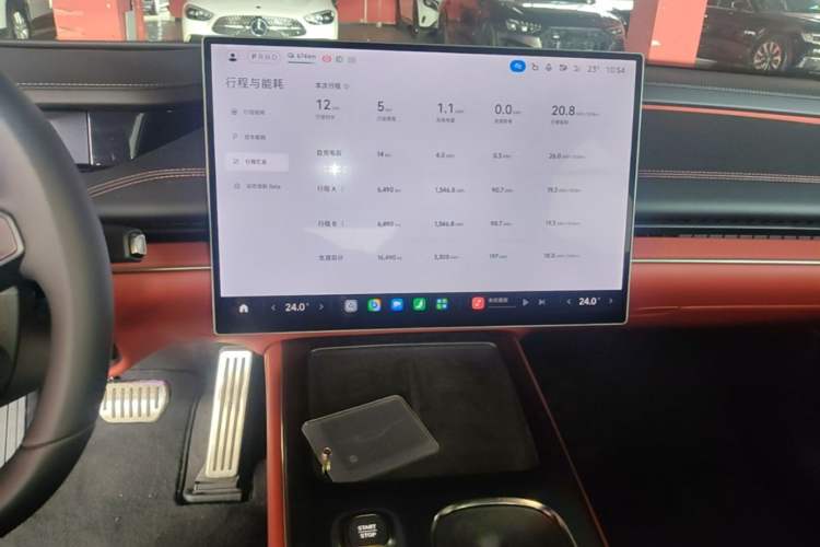 Used Xiaomi Auto SU7 2024 Four-Wheel Drive Ultra-Long Range Advanced Intelligent Driving Max Edition Audio And AC Panel