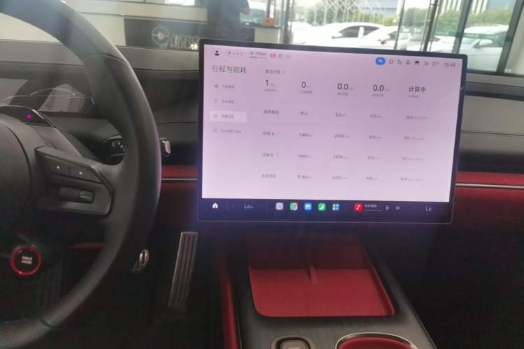 Used Xiaomi Auto SU7 2024 Four-Wheel Drive Ultra-Long Range Advanced Intelligent Driving Max Edition Audio And AC Panel