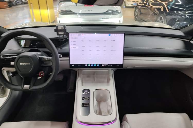 Used Xiaomi Auto SU7 2024 Rear-Drive Long-Range Intelligent Driving Version Audio And AC Panel