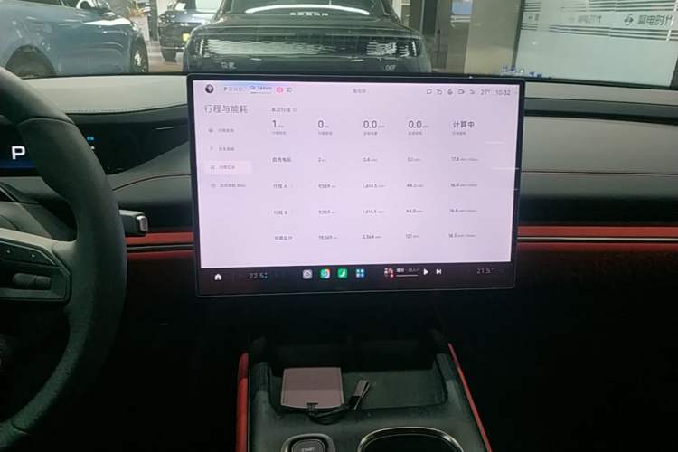 Used Xiaomi Auto SU7 2024 Rear-Drive Ultra-Long Range Advanced Pro-Level Intelligent Driving Version Audio And AC Panel