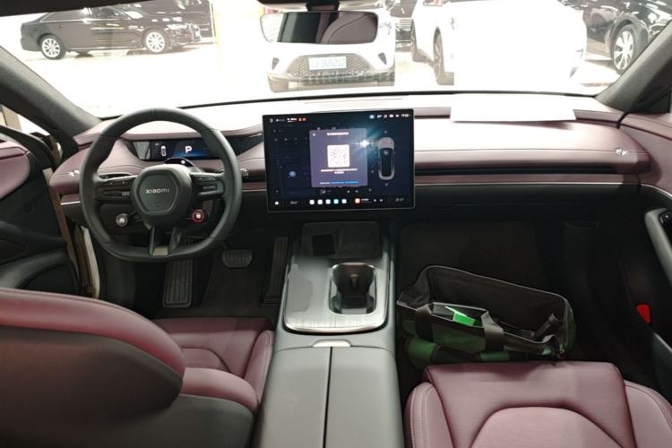 Used Xiaomi Auto SU7 2024 Rear-Drive Ultra-Long Range Advanced Pro-Level Intelligent Driving Version Center Console