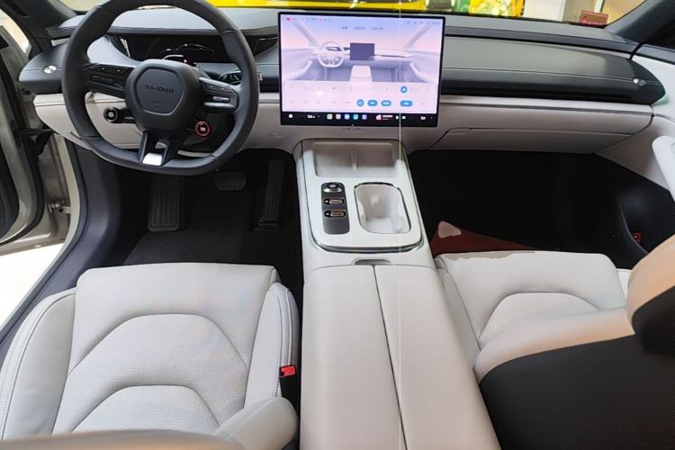 Used Xiaomi Auto SU7 2024 Rear-Drive Long-Range Intelligent Driving Version Center Console