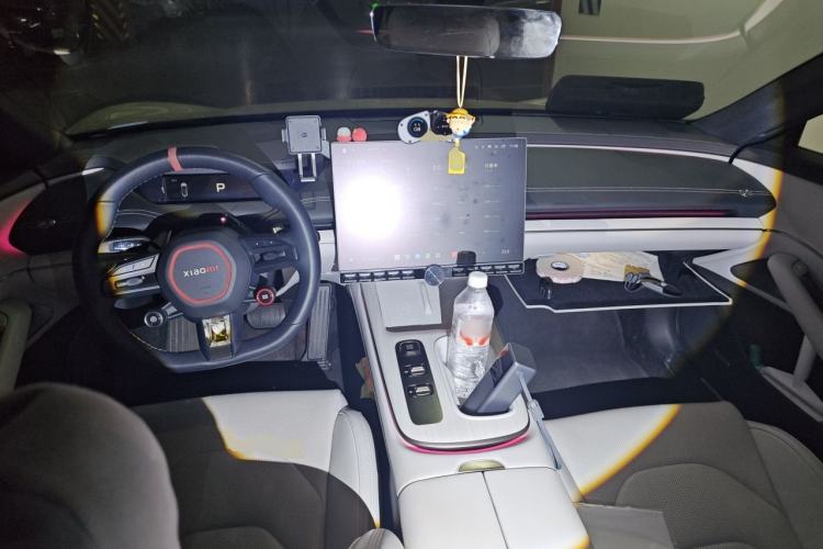 Used Xiaomi Auto SU7 2024 Rear-Drive Standard Founder Edition Center Console