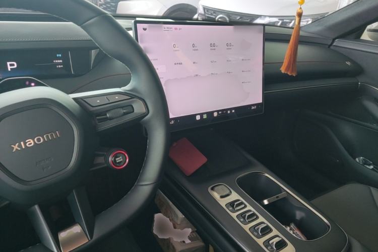 Used Xiaomi Auto SU7 2024 Four-Wheel Drive Ultra-Long Range Advanced Intelligent Driving Max Edition Center Console