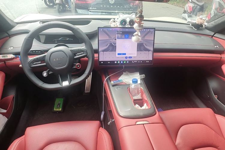 Used Xiaomi Auto SU7 2024 Four-Wheel Drive Ultra-Long Range Advanced Intelligent Driving Max Edition Center Console