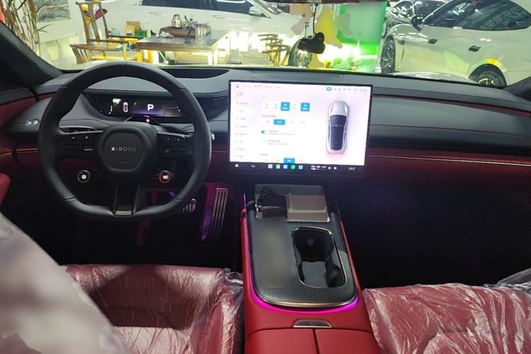 Used Xiaomi Auto SU7 2024 Four-Wheel Drive Ultra-Long Range Advanced Intelligent Driving Max Edition Center Console