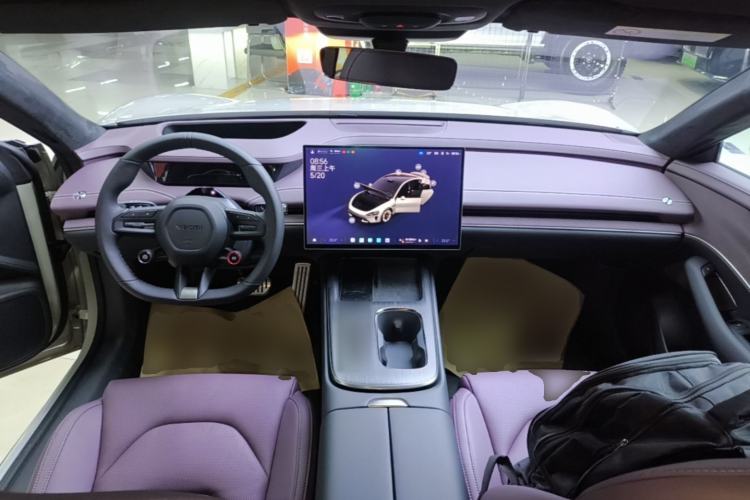 Used Xiaomi Auto SU7 2024 Four-Wheel Drive Ultra-Long Range Advanced Intelligent Driving Max Edition Center Console