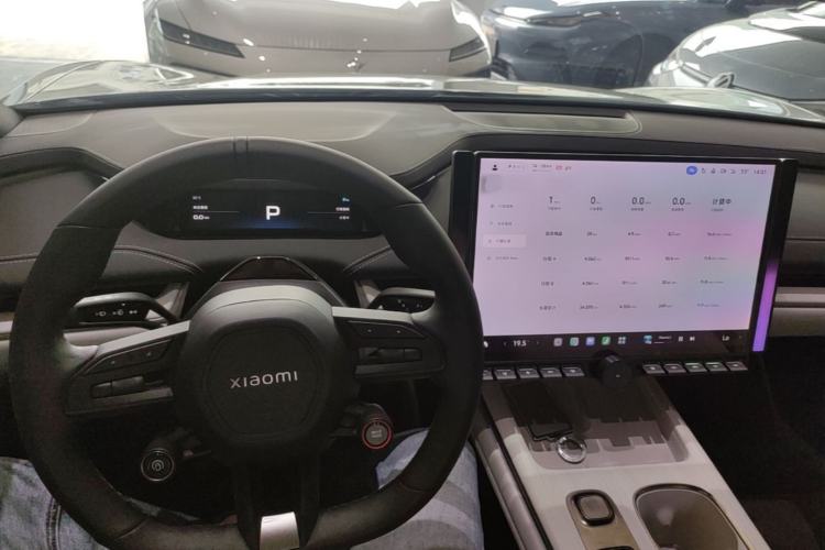 Used Xiaomi Auto SU7 2024 Rear-Drive Standard Founder Edition Center Console
