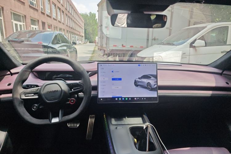 Used Xiaomi Auto SU7 2024 Four-Wheel Drive Ultra-Long Range Advanced Intelligent Driving Max Edition Center Console