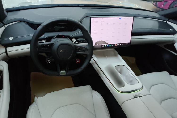 Used Xiaomi Auto SU7 2024 Rear-Drive Ultra-Long Range Advanced Pro-Level Intelligent Driving Version Center Console