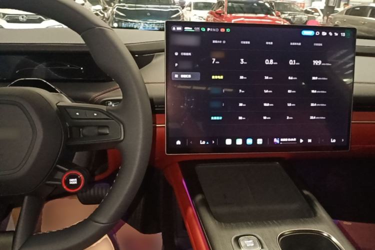 Used Xiaomi Auto SU7 2024 Rear-Drive Ultra-Long Range Advanced Pro-Level Intelligent Driving Version Center Console