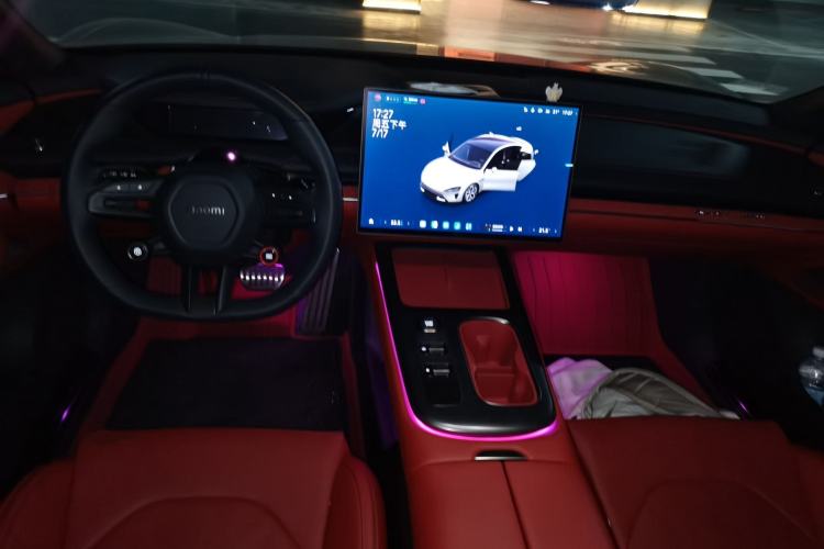 Used Xiaomi Auto SU7 2024 Rear-Drive Long-Range Intelligent Driving Version Center Console