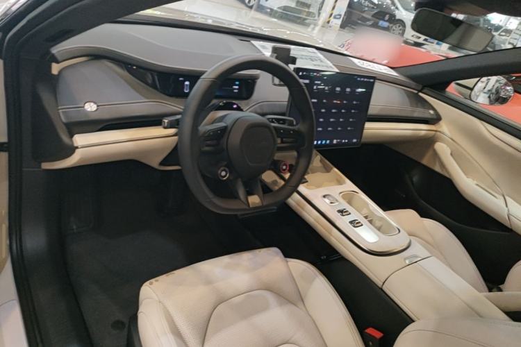 Used Xiaomi Auto SU7 2024 Rear-Drive Long-Range Intelligent Driving Version Center Console