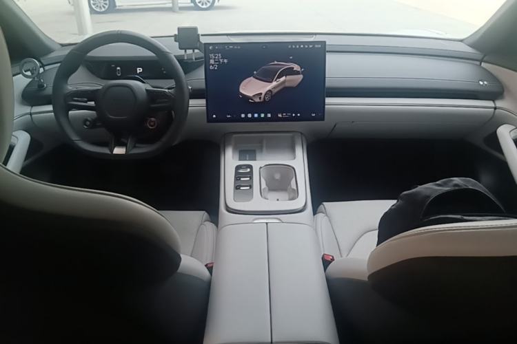 Used Xiaomi Auto SU7 2024 Rear-Drive Long-Range Intelligent Driving Version Center Console
