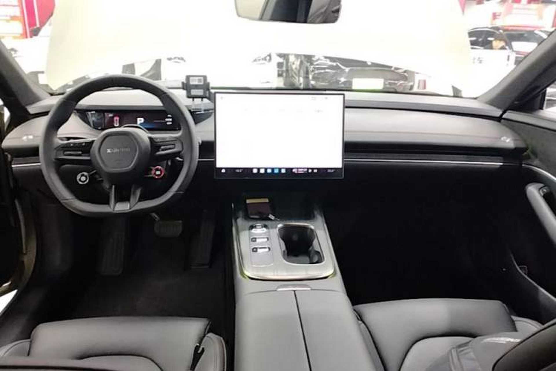 Used Xiaomi Auto SU7 2024 Rear-Drive Long-Range Intelligent Driving Version Center Console