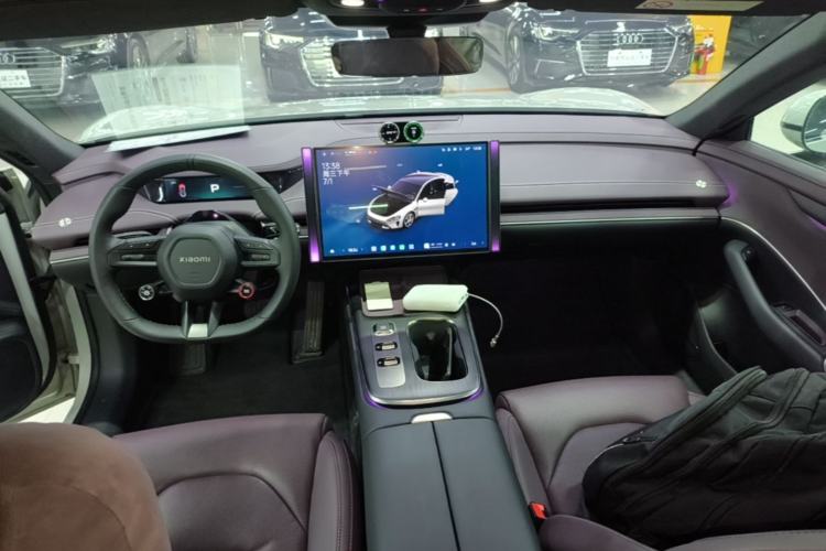 Used Xiaomi Auto SU7 2024 Rear-Drive Long-Range Intelligent Driving Version Center Console