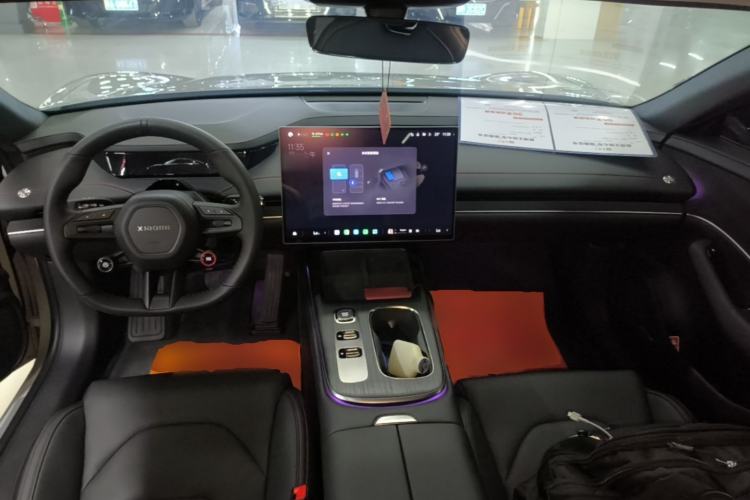 Used Xiaomi Auto SU7 2024 Rear-Drive Ultra-Long Range Advanced Pro-Level Intelligent Driving Version Center Console