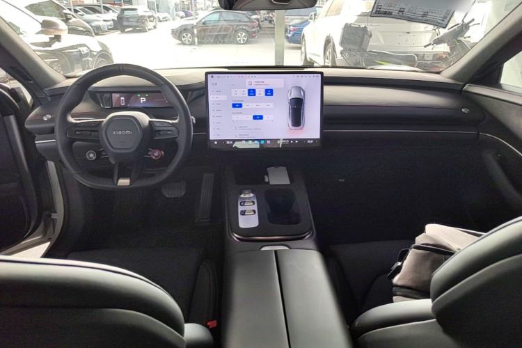 Used Xiaomi Auto SU7 2024 Rear-Drive Ultra-Long Range Advanced Pro-Level Intelligent Driving Version Center Console