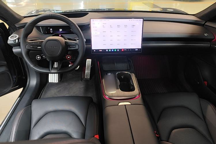 Used Xiaomi Auto SU7 2024 Four-Wheel Drive Ultra-Long Range Advanced Intelligent Driving Max Edition Center Console