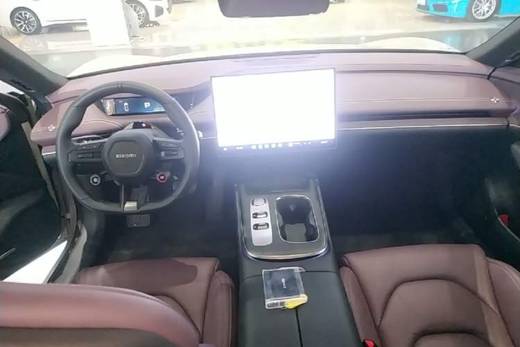 Used Xiaomi Auto SU7 2024 Rear-Drive Long-Range Intelligent Driving Version Center Console