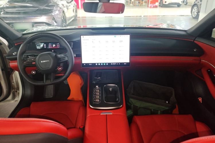Used Xiaomi Auto SU7 2024 Rear-Drive Ultra-Long Range Advanced Pro-Level Intelligent Driving Version Center Console