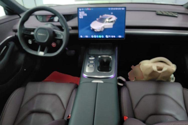 Used Xiaomi Auto SU7 2024 Rear-Drive Long-Range Intelligent Driving Version Center Console