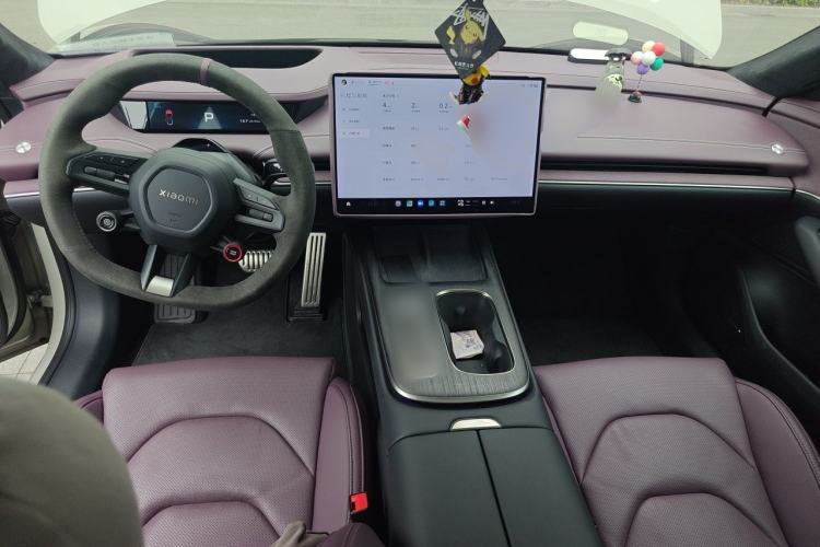 Used Xiaomi Auto SU7 2024 Four-Wheel Drive Ultra-Long Range Advanced Intelligent Driving Max Edition Center Console