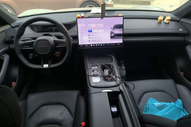 Used Xiaomi Auto SU7 2024 Rear-Drive Long-Range Intelligent Driving Version Center Console