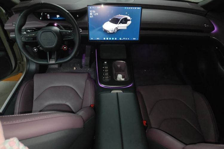 Used Xiaomi Auto SU7 2024 Rear-Drive Ultra-Long Range Advanced Pro-Level Intelligent Driving Version Center Console