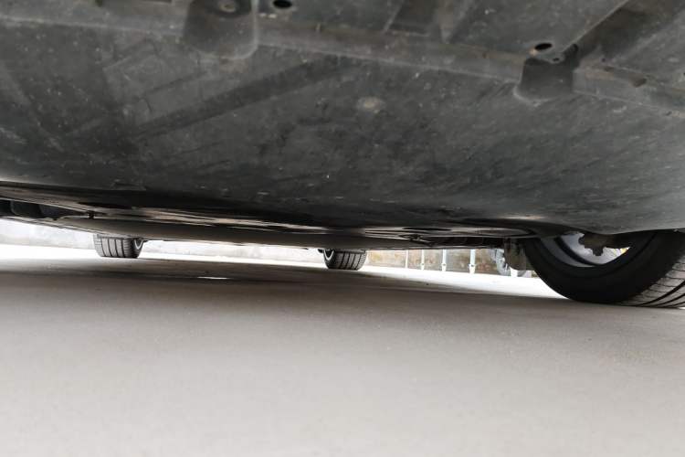 Used Xiaomi Auto SU7 2024 Four-Wheel Drive Ultra-Long Range Advanced Intelligent Driving Max Edition Chassis Front