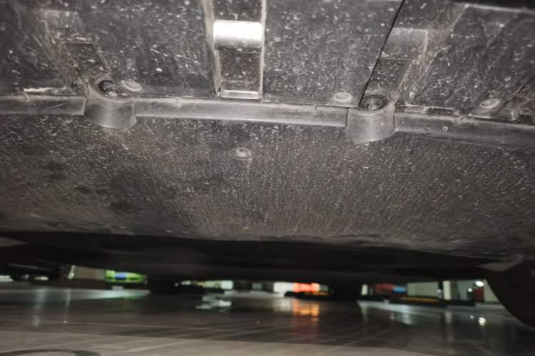 Used Xiaomi Auto SU7 2024 Rear-Drive Long-Range Intelligent Driving Version Chassis Front