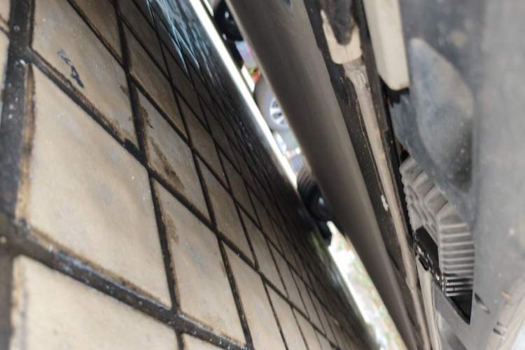Used Xiaomi Auto SU7 2024 Four-Wheel Drive Ultra-Long Range Advanced Intelligent Driving Max Edition Chassis Front Left