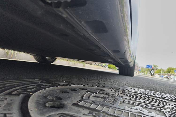 Used Xiaomi Auto SU7 2024 Rear-Drive Long-Range Intelligent Driving Version Chassis Front Left