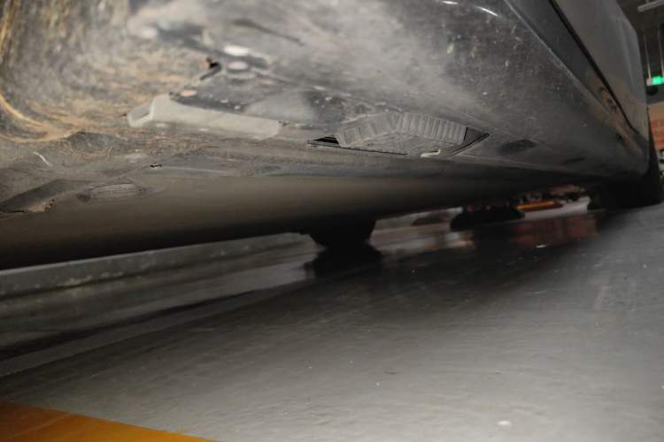 Used Xiaomi Auto SU7 2024 Rear-Drive Ultra-Long Range Advanced Pro-Level Intelligent Driving Version Chassis Front Left