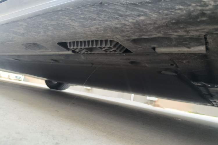Used Xiaomi Auto SU7 2024 Rear-Drive Long-Range Intelligent Driving Version Chassis Front Right