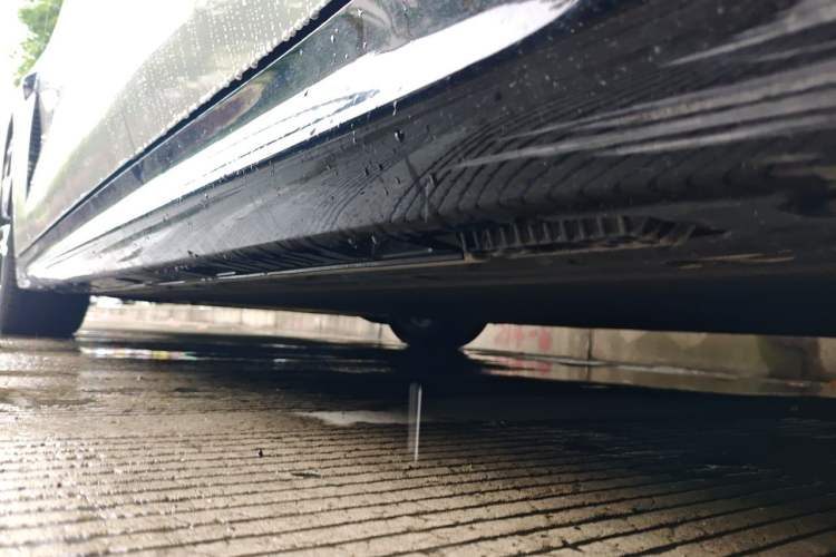 Used Xiaomi Auto SU7 2024 Four-Wheel Drive Ultra-Long Range Advanced Intelligent Driving Max Edition Chassis Rear Left