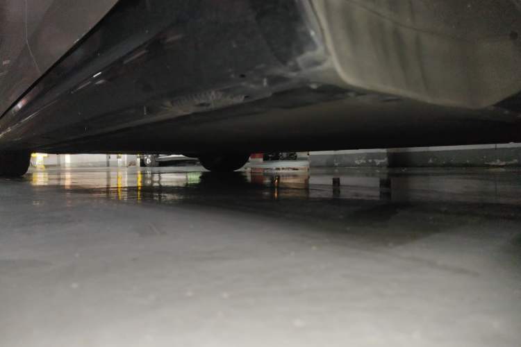 Used Xiaomi Auto SU7 2024 Rear-Drive Ultra-Long Range Advanced Pro-Level Intelligent Driving Version Chassis Rear Left