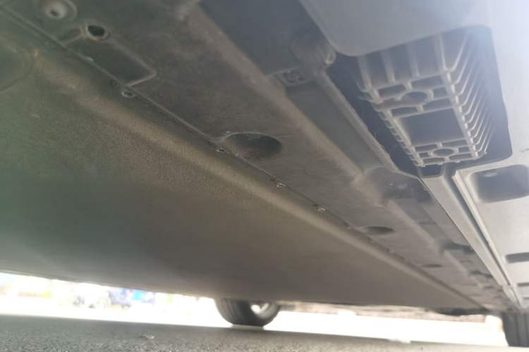 Used Xiaomi Auto SU7 2024 Rear-Drive Ultra-Long Range Advanced Pro-Level Intelligent Driving Version Chassis Rear Right