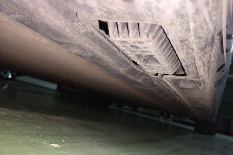 Used Xiaomi Auto SU7 2024 Rear-Drive Long-Range Intelligent Driving Version Chassis Rear Right