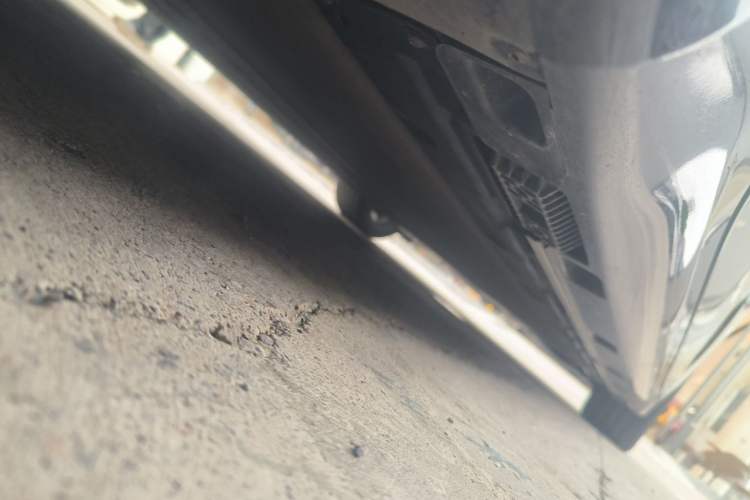 Used Xiaomi Auto SU7 2024 Rear-Drive Long-Range Intelligent Driving Version Chassis Rear Right