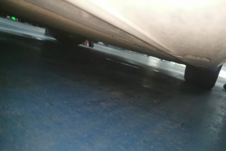 Used Xiaomi Auto SU7 2024 Four-Wheel Drive Ultra-Long Range Advanced Intelligent Driving Max Edition Chassis Rear Right