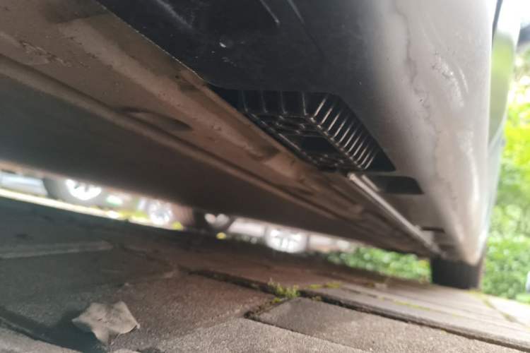 Used Xiaomi Auto SU7 2024 Four-Wheel Drive Ultra-Long Range Advanced Intelligent Driving Max Edition Chassis Rear Right