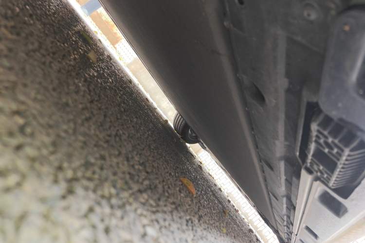 Used Xiaomi Auto SU7 2024 Rear-Drive Ultra-Long Range Advanced Pro-Level Intelligent Driving Version Chassis Rear Right