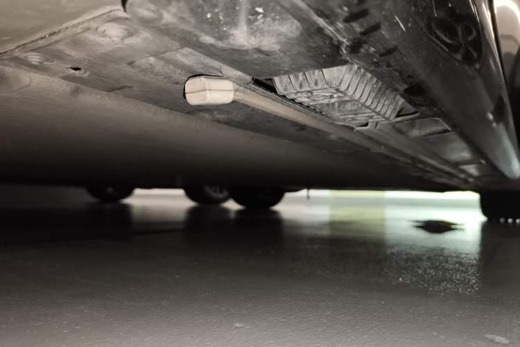Used Xiaomi Auto SU7 2024 Rear-Drive Long-Range Intelligent Driving Version Chassis Rear Right