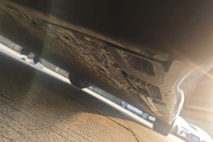 Used Xiaomi Auto SU7 2024 Rear-Drive Long-Range Intelligent Driving Version Chassis Rear Right
