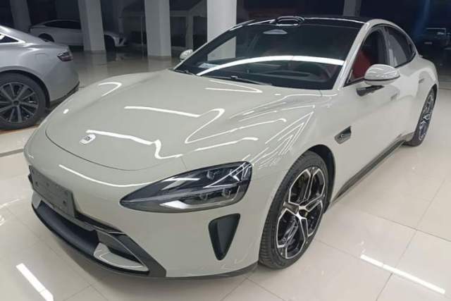 Used Xiaomi Auto SU7 2024 Four-Wheel Drive Ultra-Long Range Advanced Intelligent Driving Max Edition