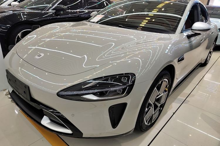 Xiaomi Auto SU7 2024 Rear-Drive Long-Range Intelligent Driving Version
